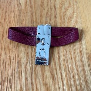 Marc jacobs leather bracket with luggage tag